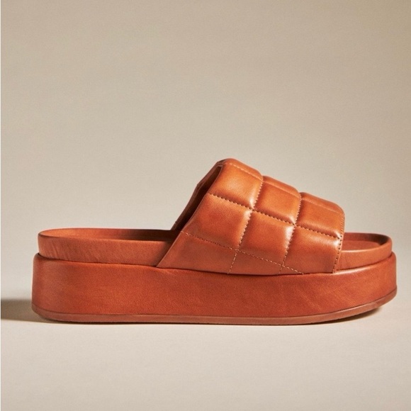 ‼️RARE‼️🎸Silent D🎸🔥NWOT🔥Porta Slide Sandals in Cedar— 38 (7-7.5 in US) - Picture 4 of 16